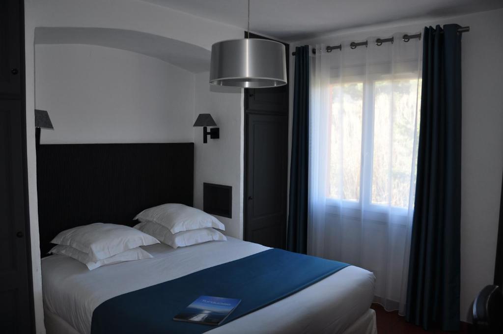 Hôtel de la Vierge Noire Sainte-Maxime Quarto foto
